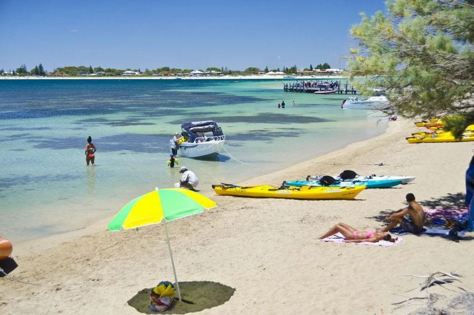 Rockingham Beachside Apartment