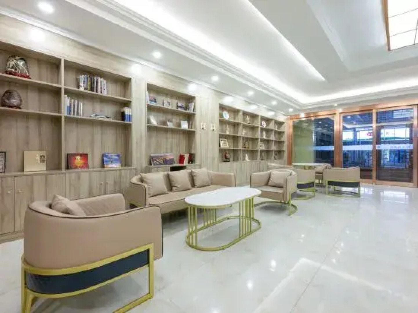 Starway Dunhuang Runze Hotel