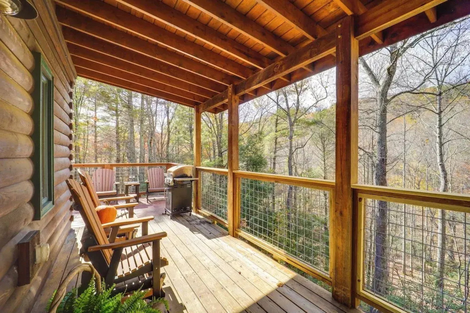 Cabin on 22 Acres w/ Patio - 3 Mi to Blowing Rock!