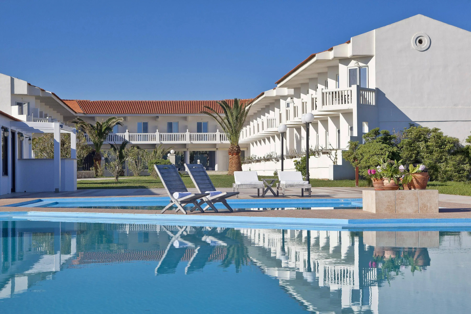 Mrs Chryssana Beach Hotel