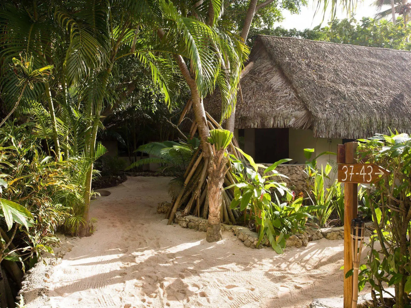 Breakas Beach Resort - Adults only