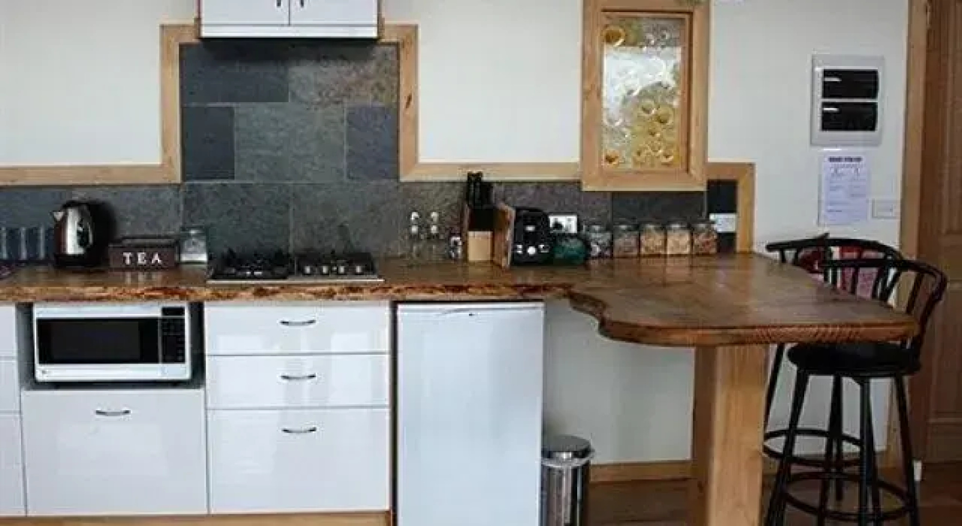 Woodbridge Hill Hideaway