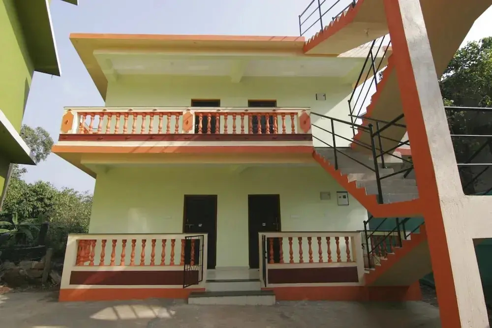 Rudra Holidays Guest House