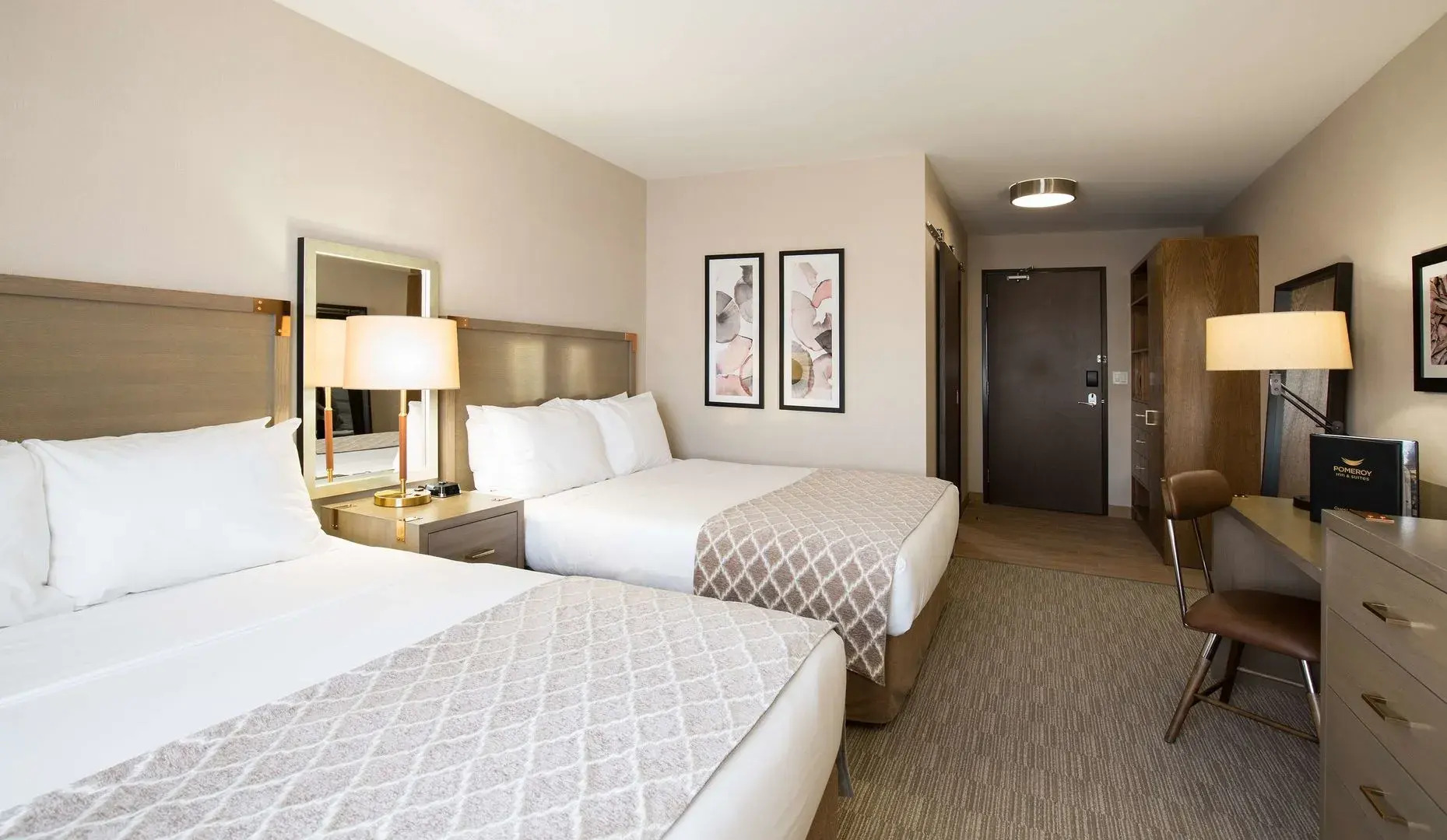 Pomeroy Inn & Suites Prince George