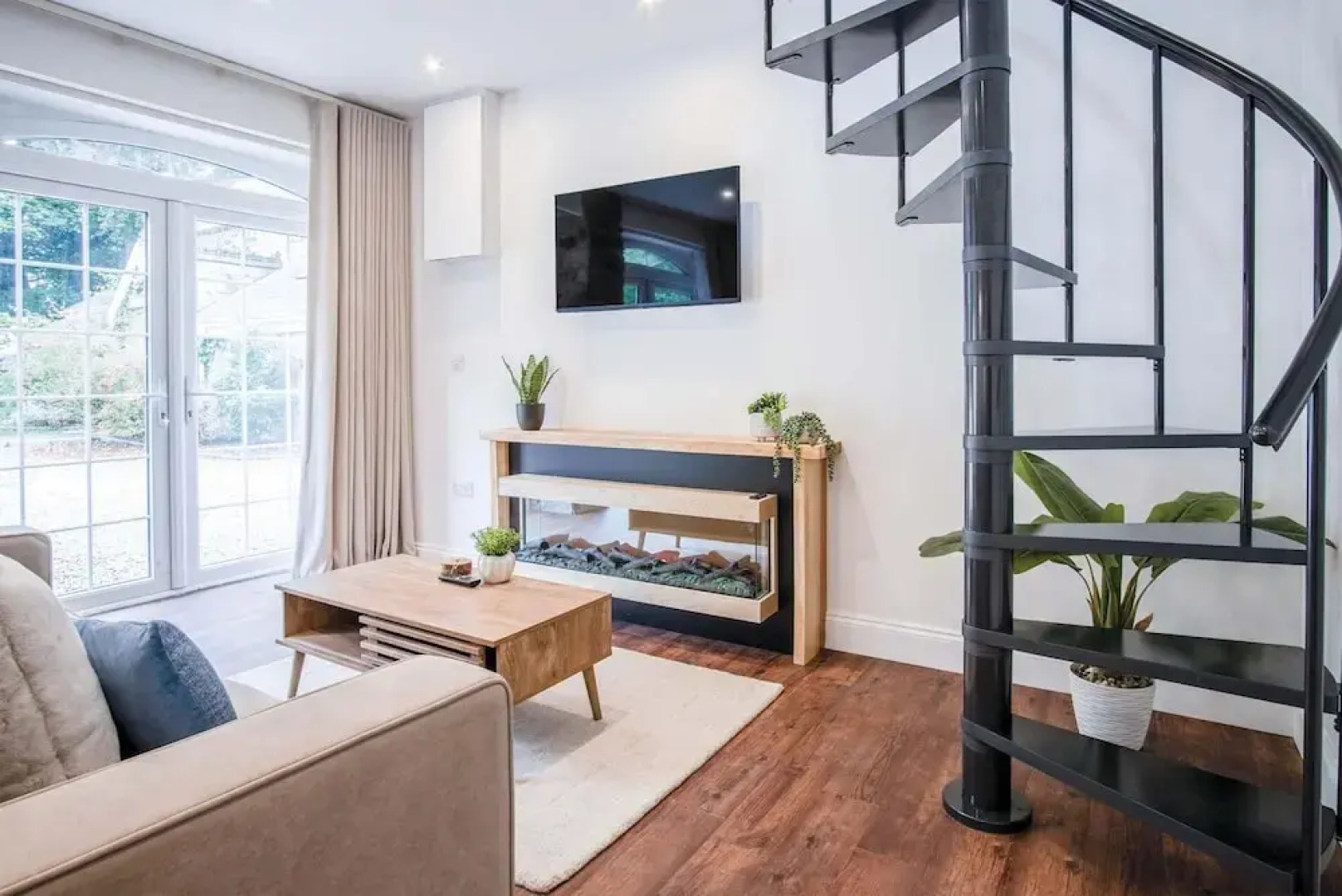 The Carthouse - 1 Bedroom Cottage - Princes Gate