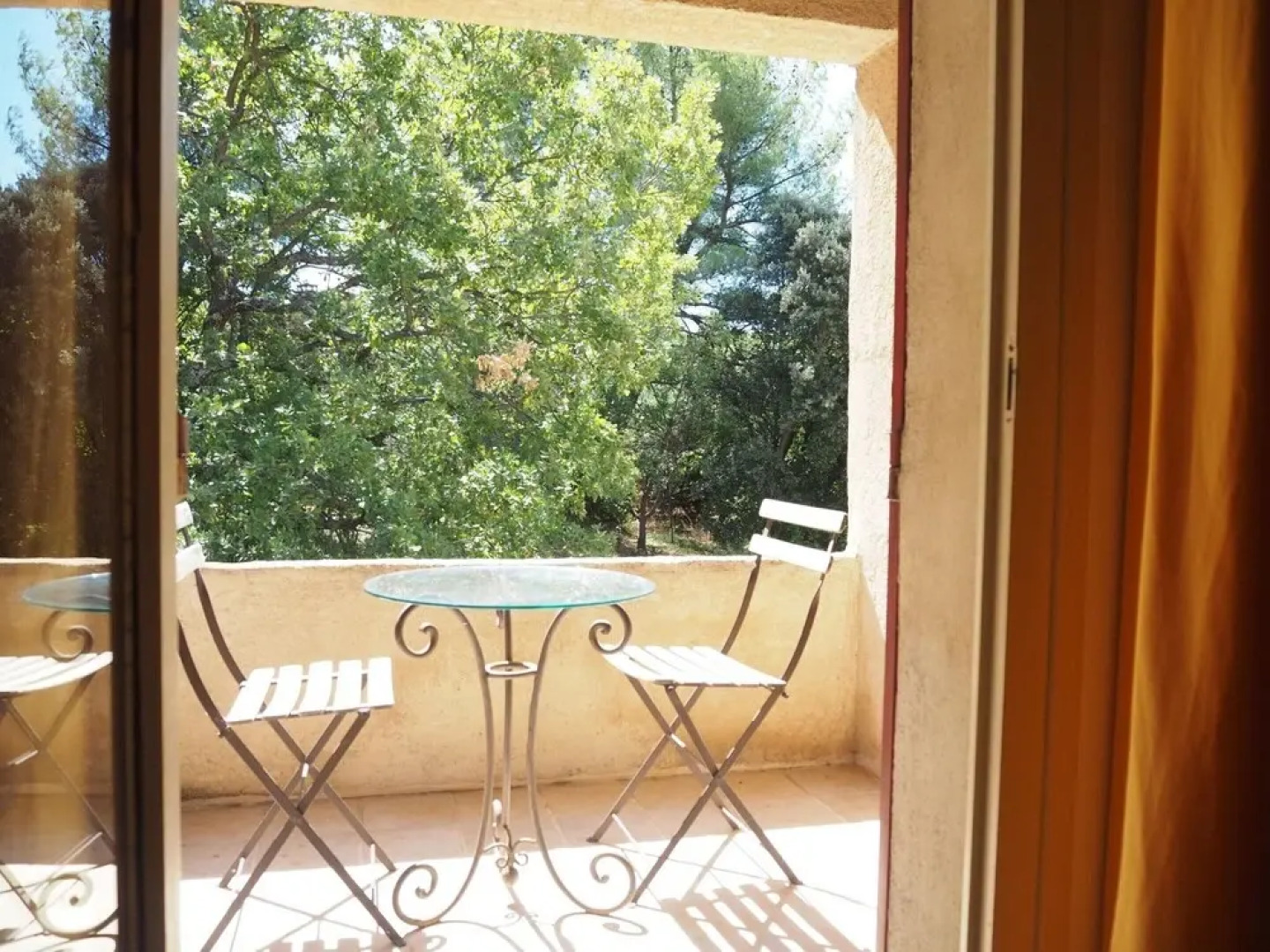 Nice Holiday Home With Private Pool in the Luberon Park, Grambois