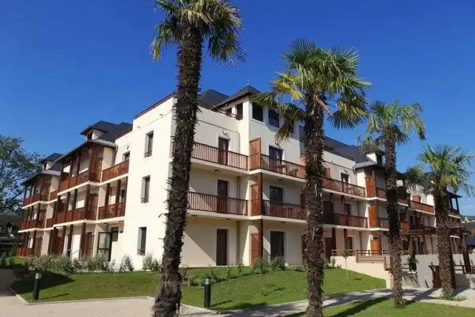 Comfort Aparthotel Lourdes L’Acacia