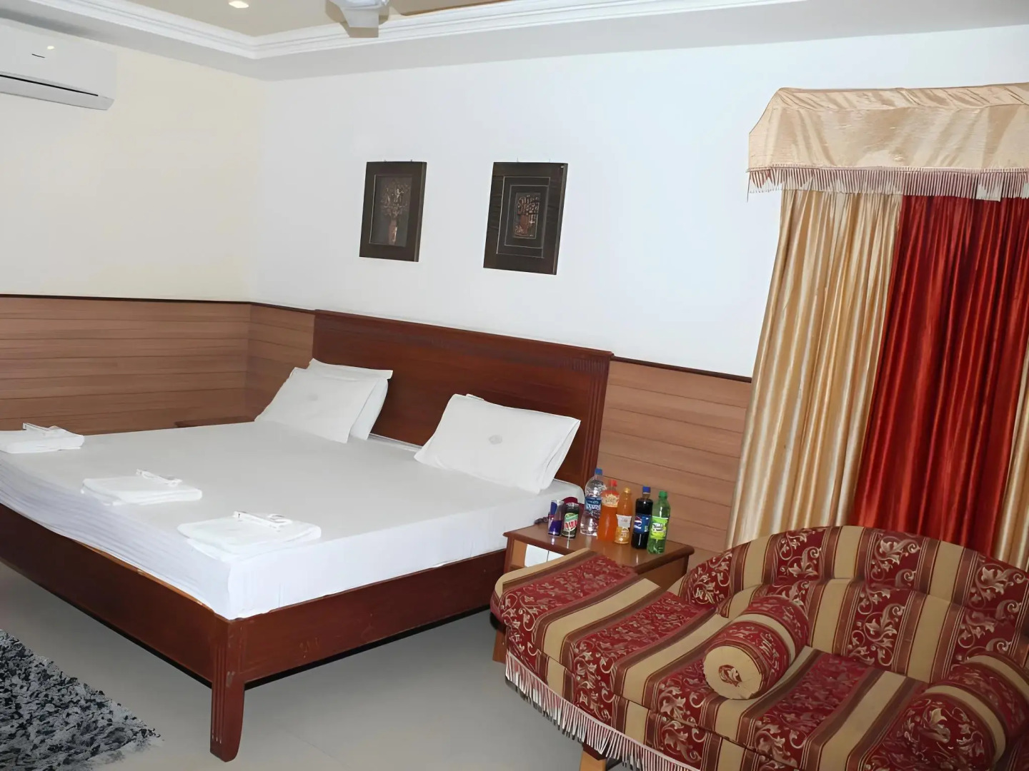 Hotel Chitra Park