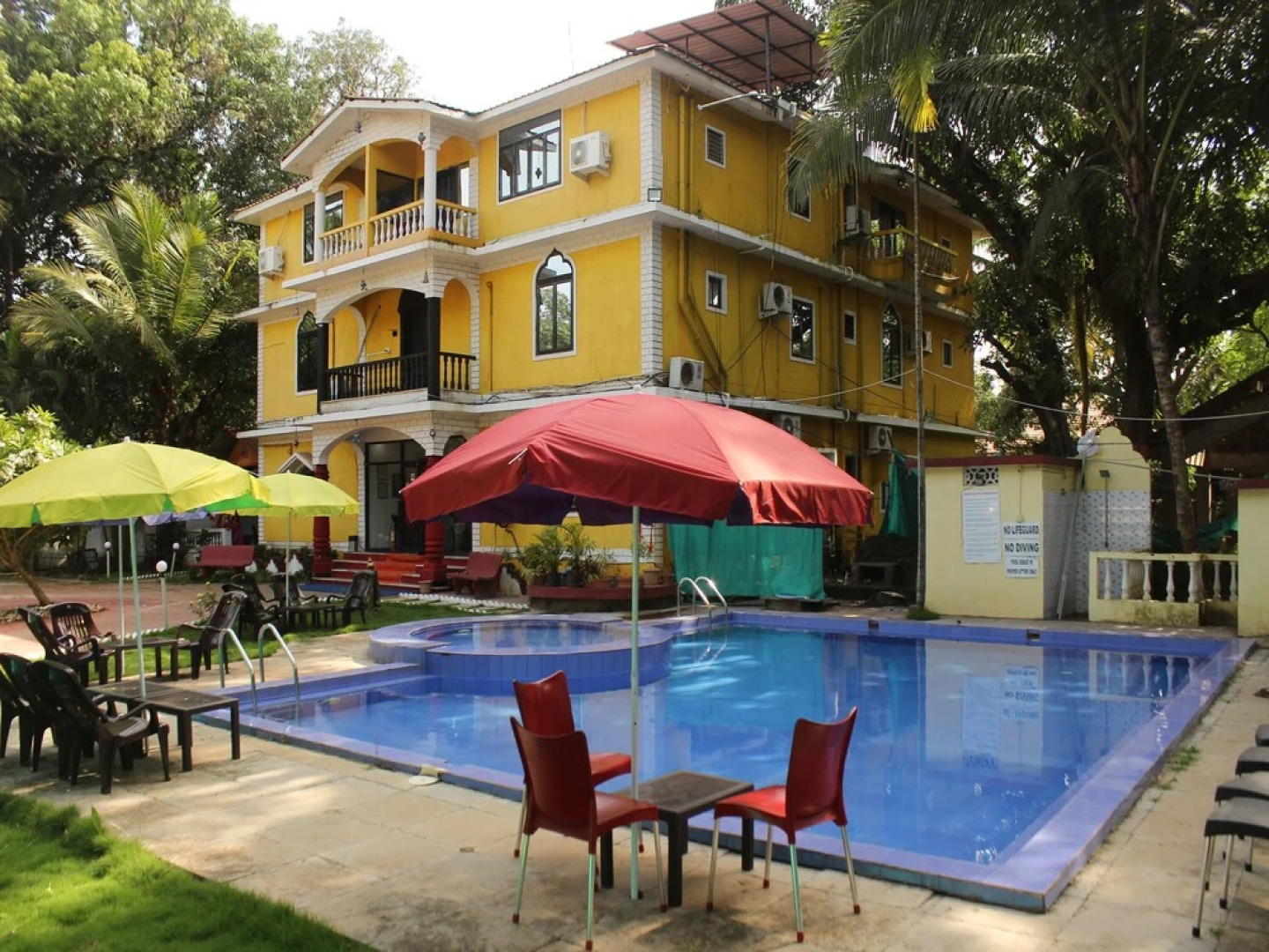 Oyo 13064 Home Luxury with Pool Studio Siolim