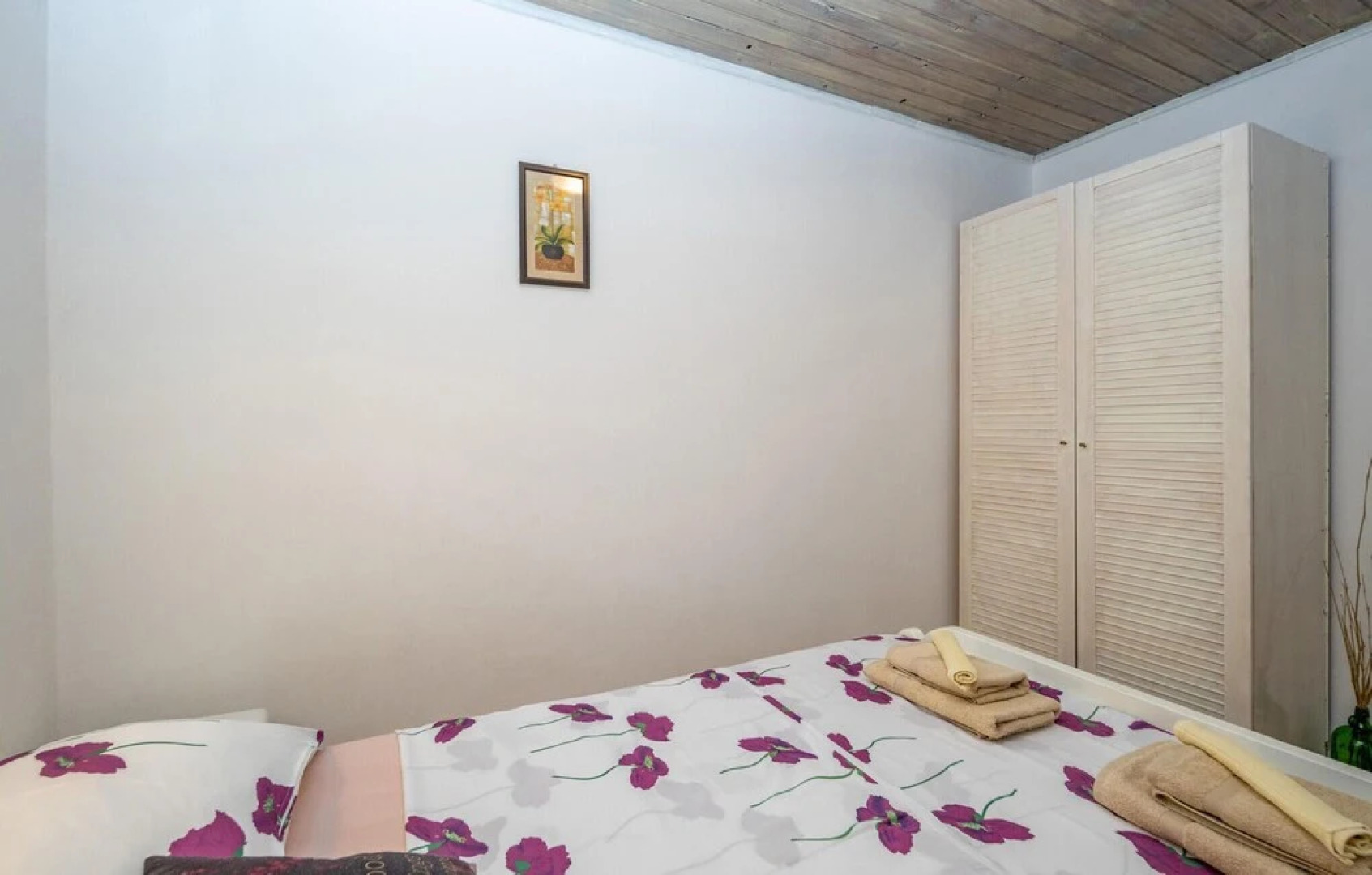 Stunning Home in Jadranovo With Wifi and 5 Bedrooms