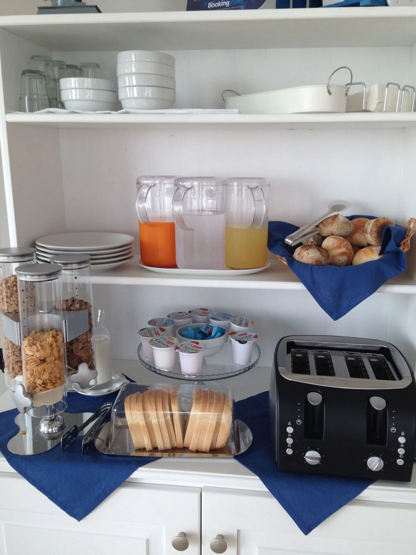 A Alera Room and Breakfast