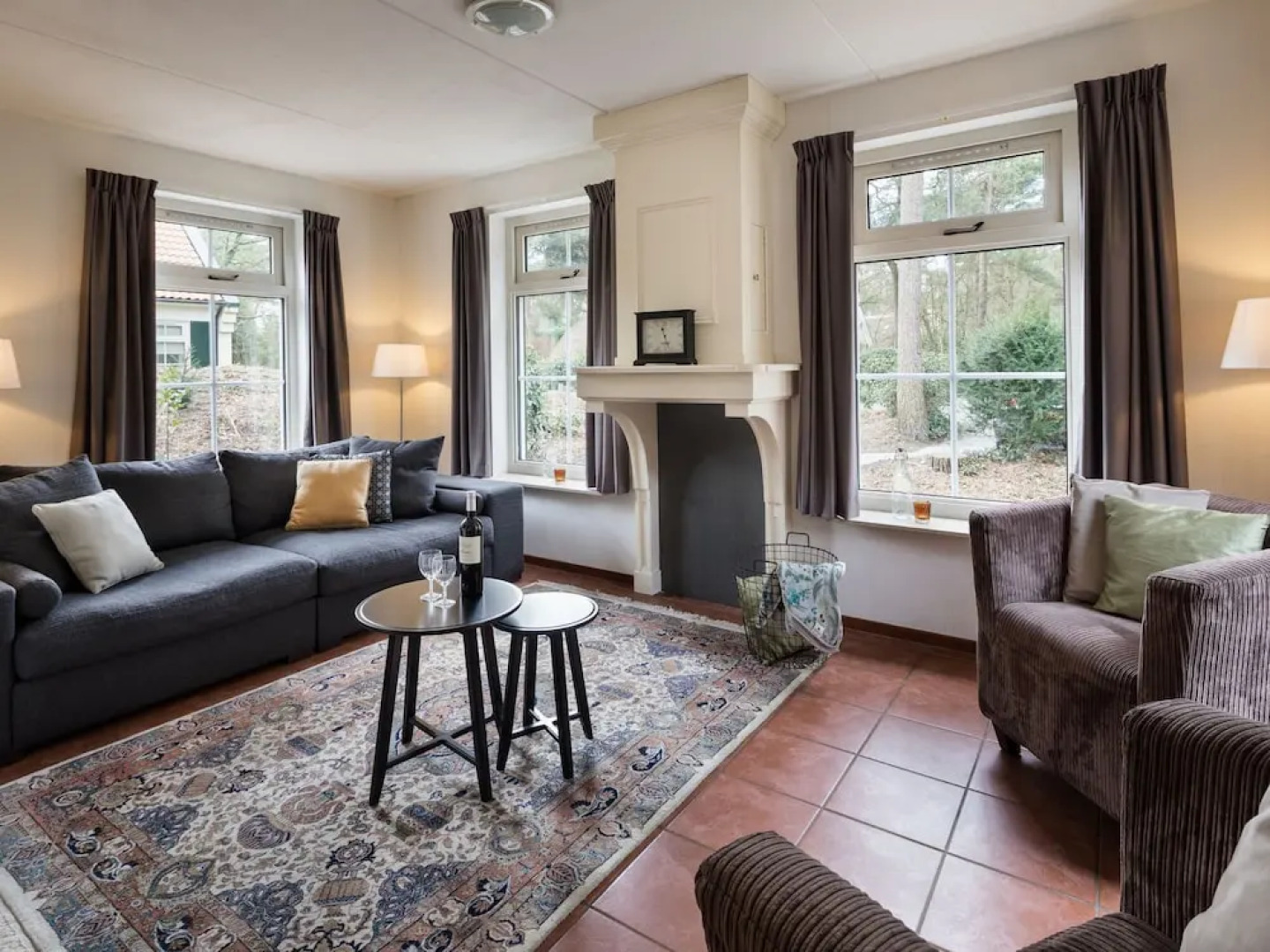 Romantic Villa With a Dishwasher, Near a National Park