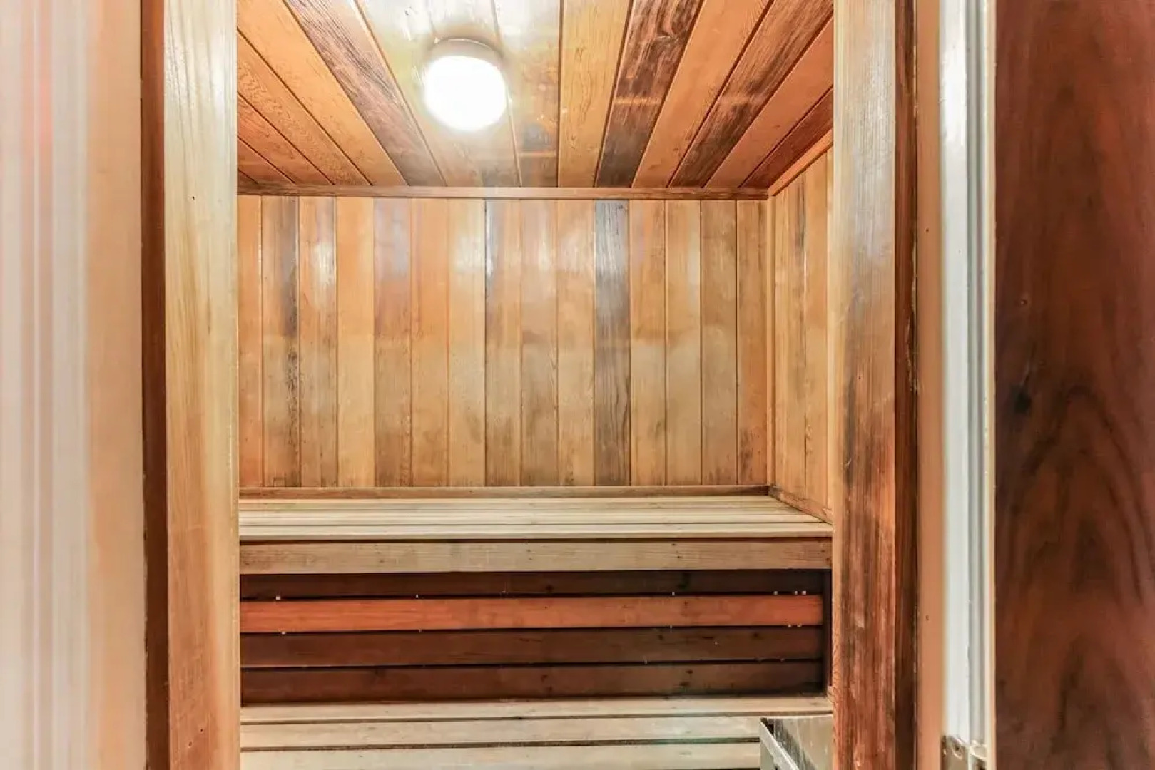 2 Bedroom Steps From the Beach in Ormond Beach, FL 2 Condo by Redawning