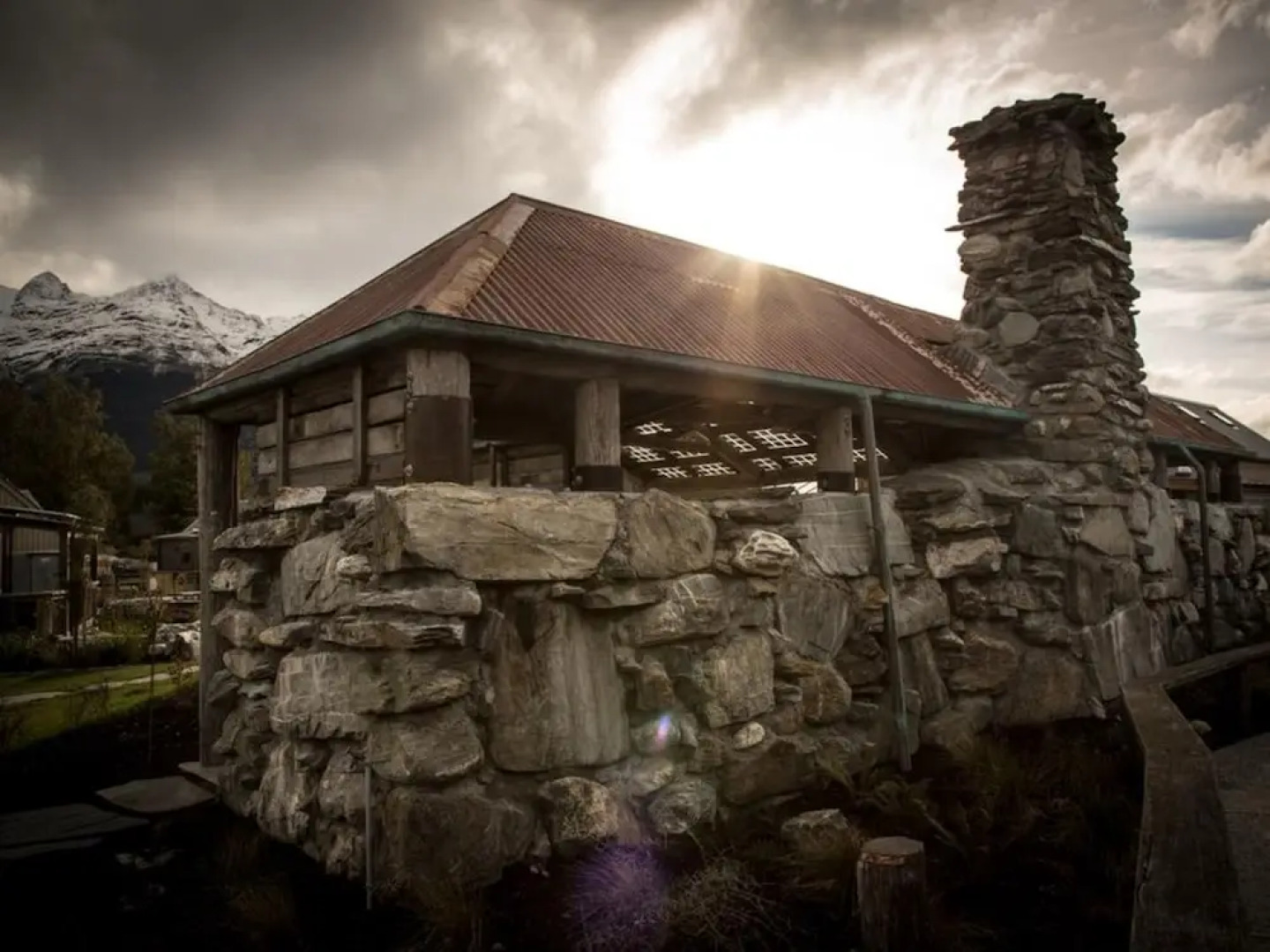 Headwaters Glenorchy Eco Lodge