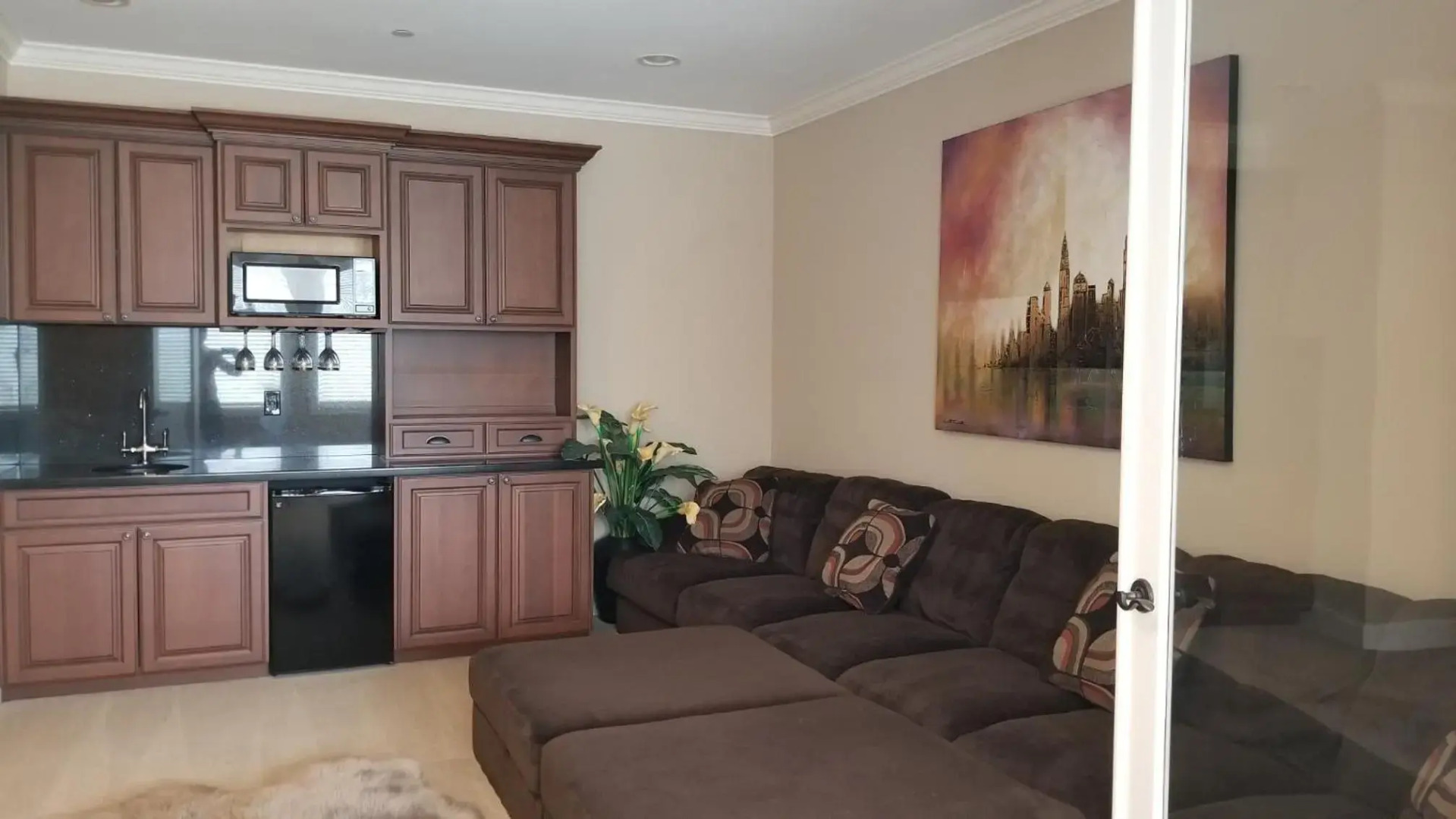 Redondo waterfront house with a private room