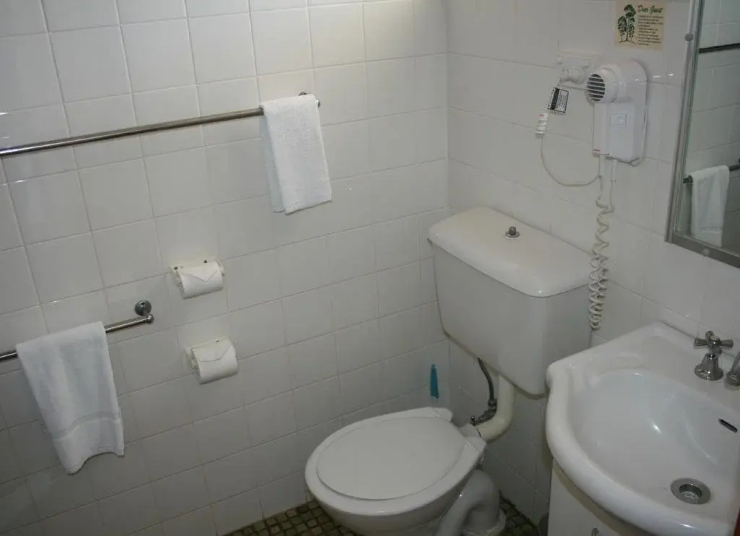 The Plains Motor Inn