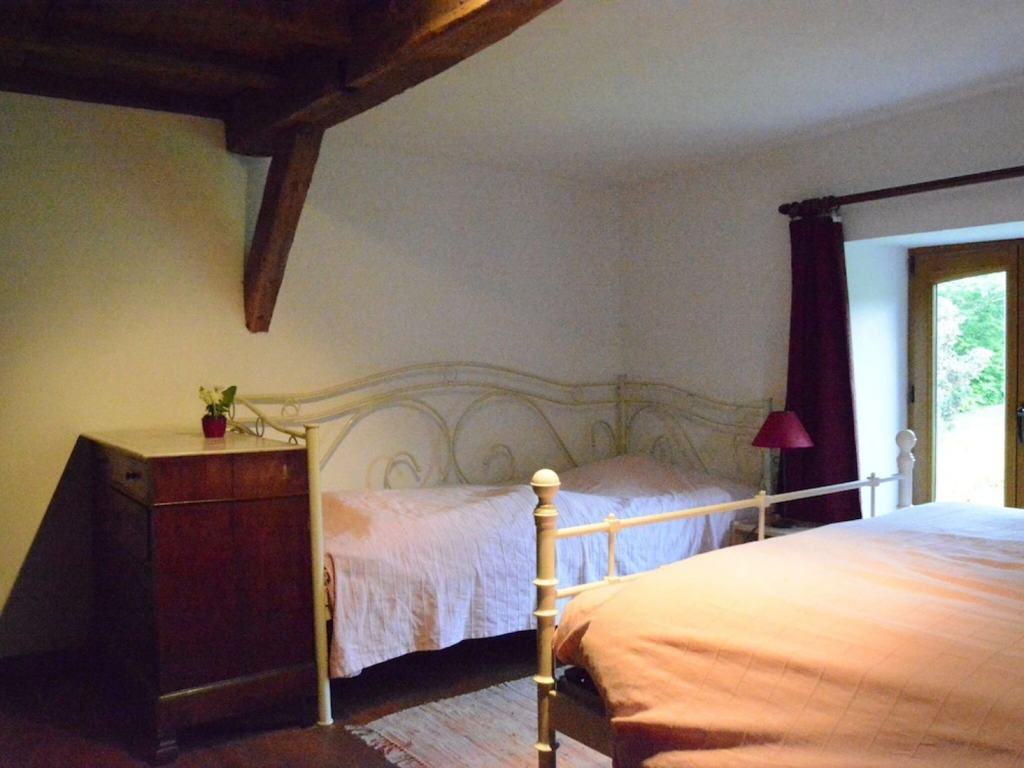 Large Holiday Home in Ambly With Garden