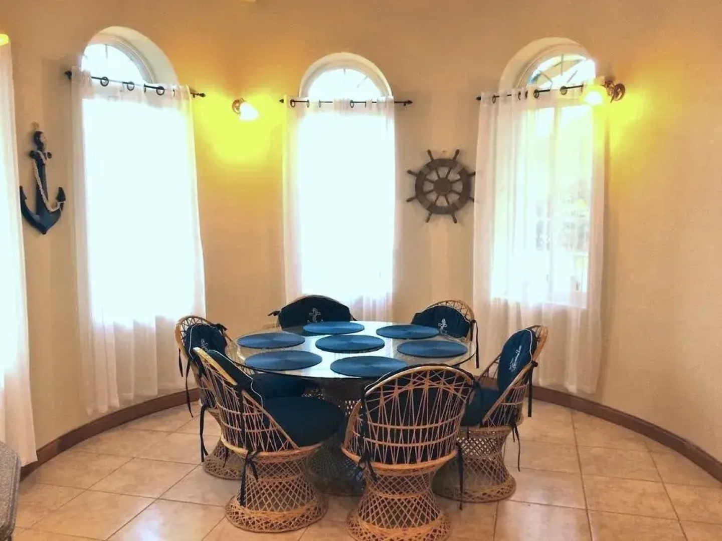Blue Parrot Beach House
