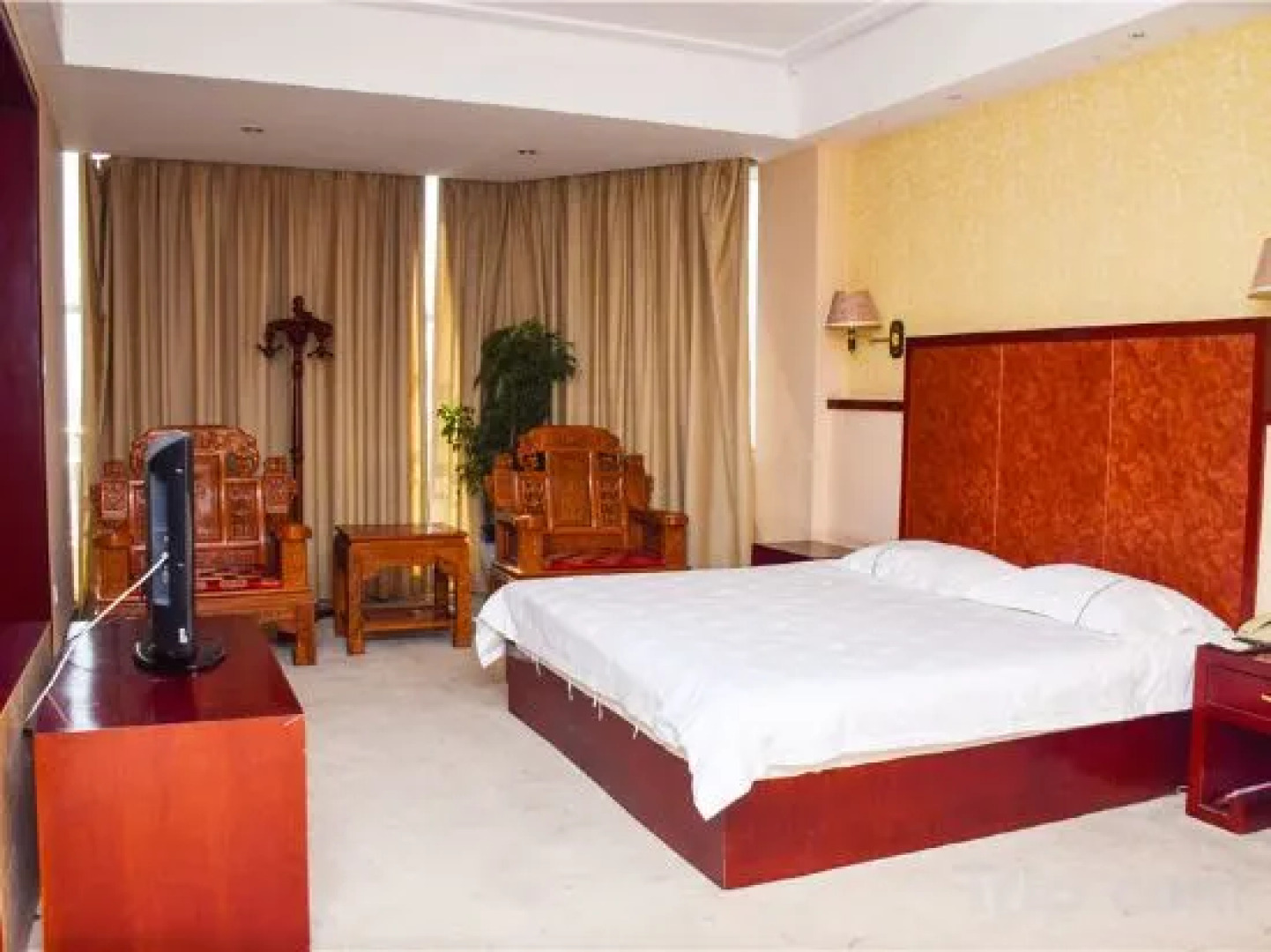 Mulan International Hotel