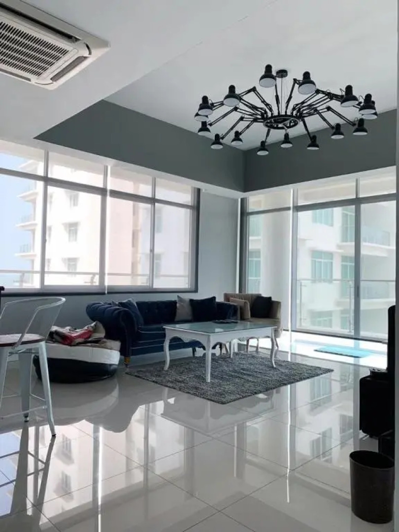 Bay Resort Condominium, 7, Beach-front Sea view, 6-8 PAX