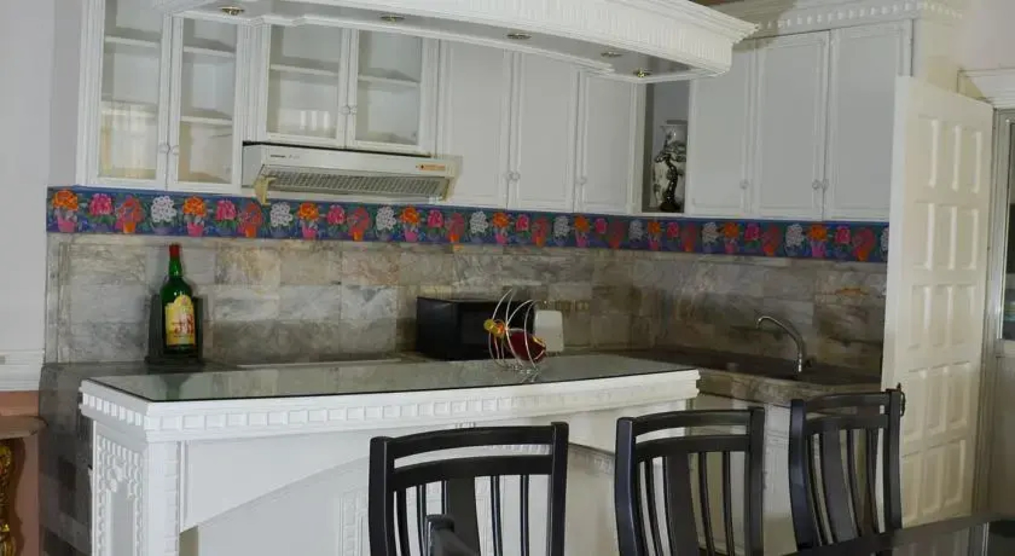 5-Bedroom Home in Ecoland