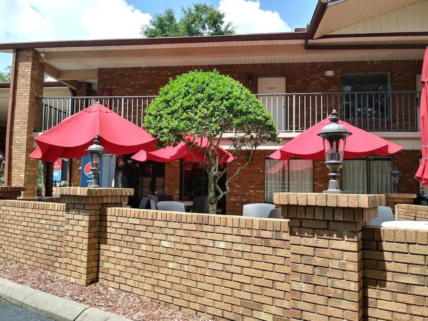 Ramada By Wyndham Temple Terrace/Tampa North