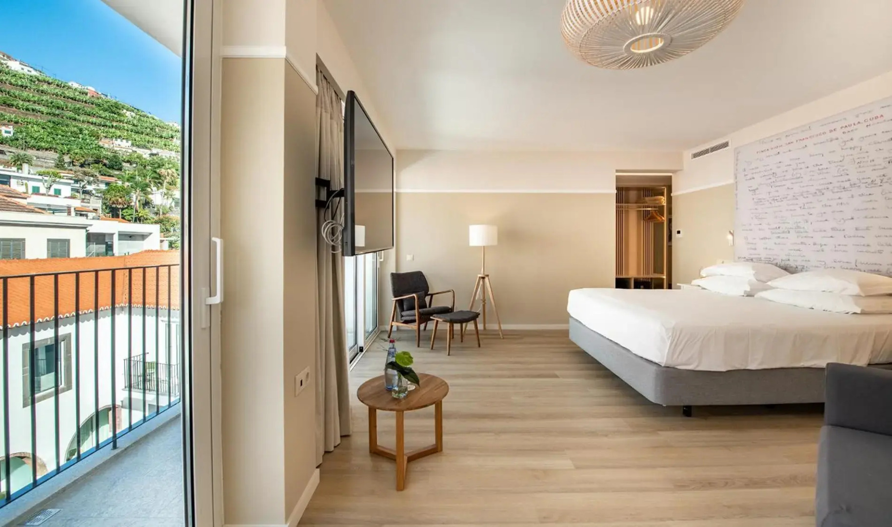 Pestana Fisherman Village