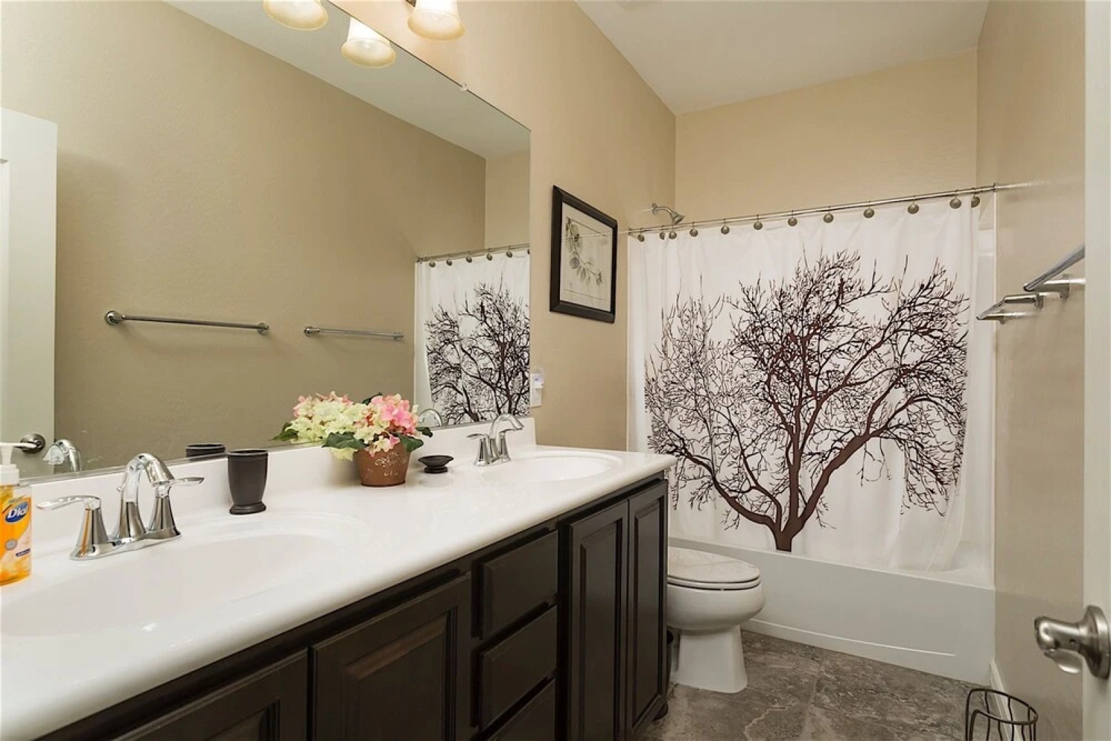 Pleasant Surprise By Signature Vacation Rentals