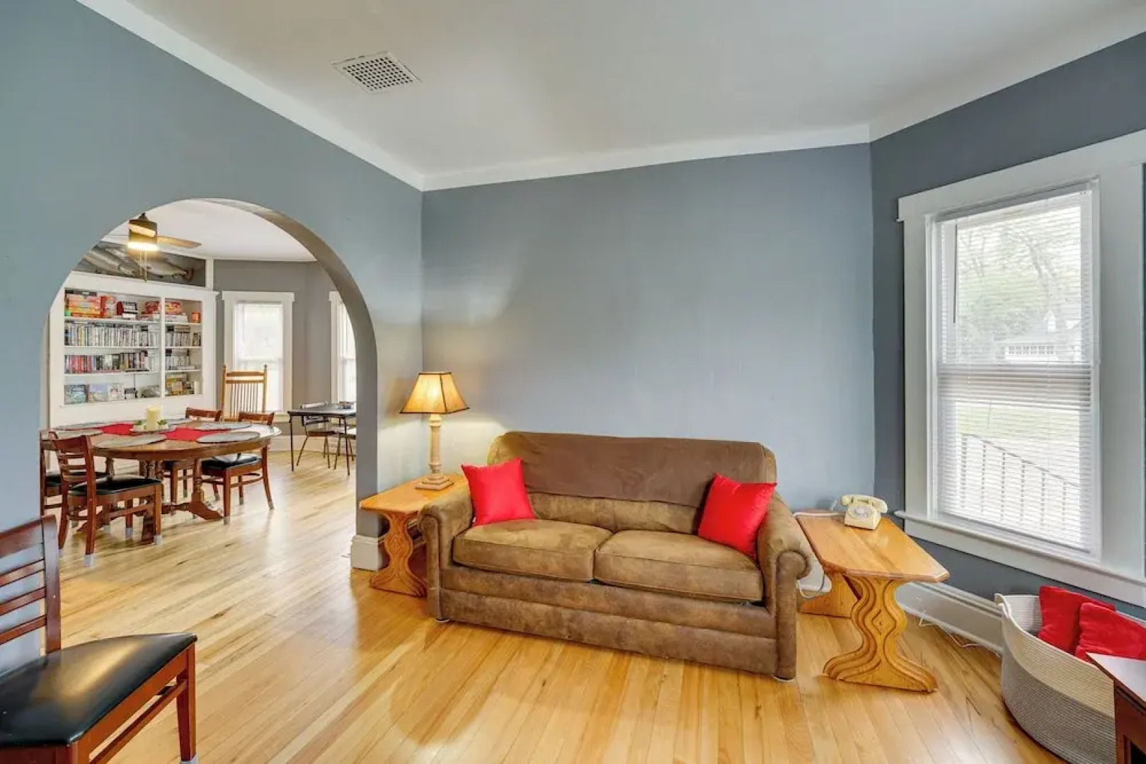 Cozy Hart Getaway w/ Fire Pit < 1 Mi to Lake!