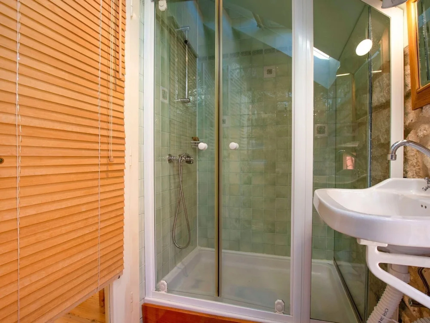 Tranquil Apartment in Marine Zemlje Near Stiniva Beach