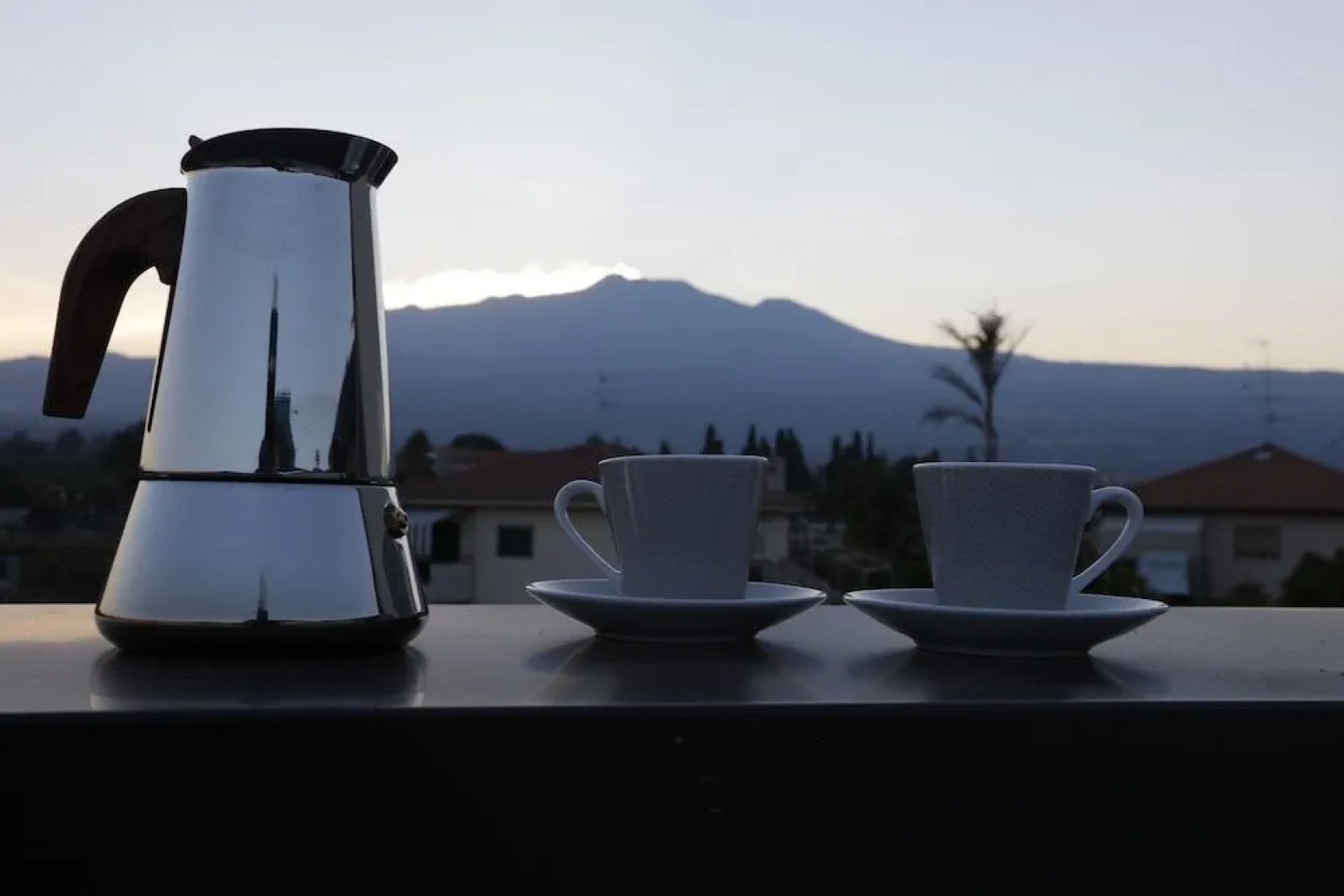 Path House - Suite Hotel