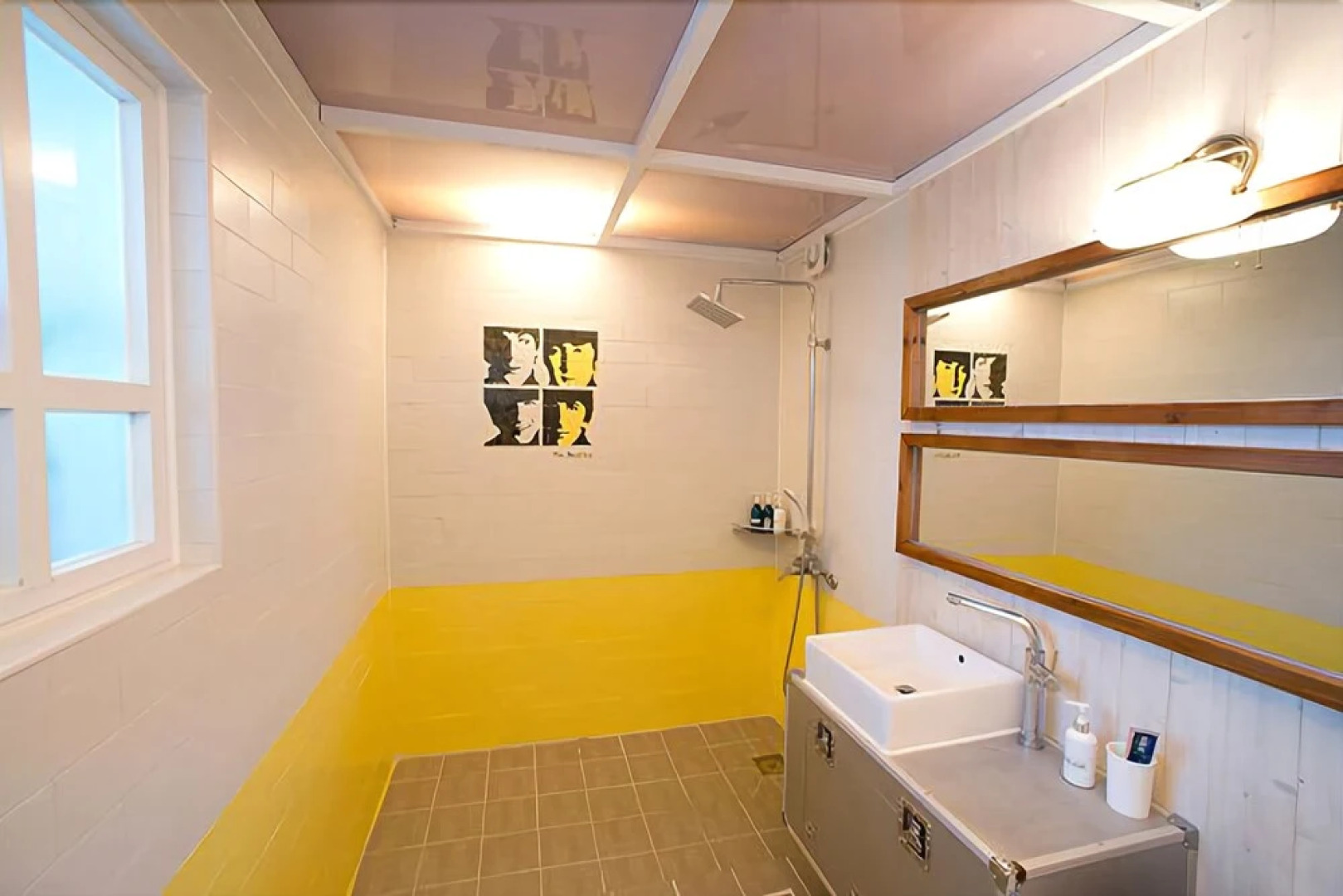 Uljin French Paper Pension