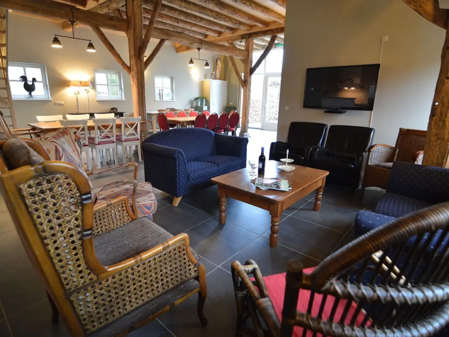 Spacious Holiday Home near National Park