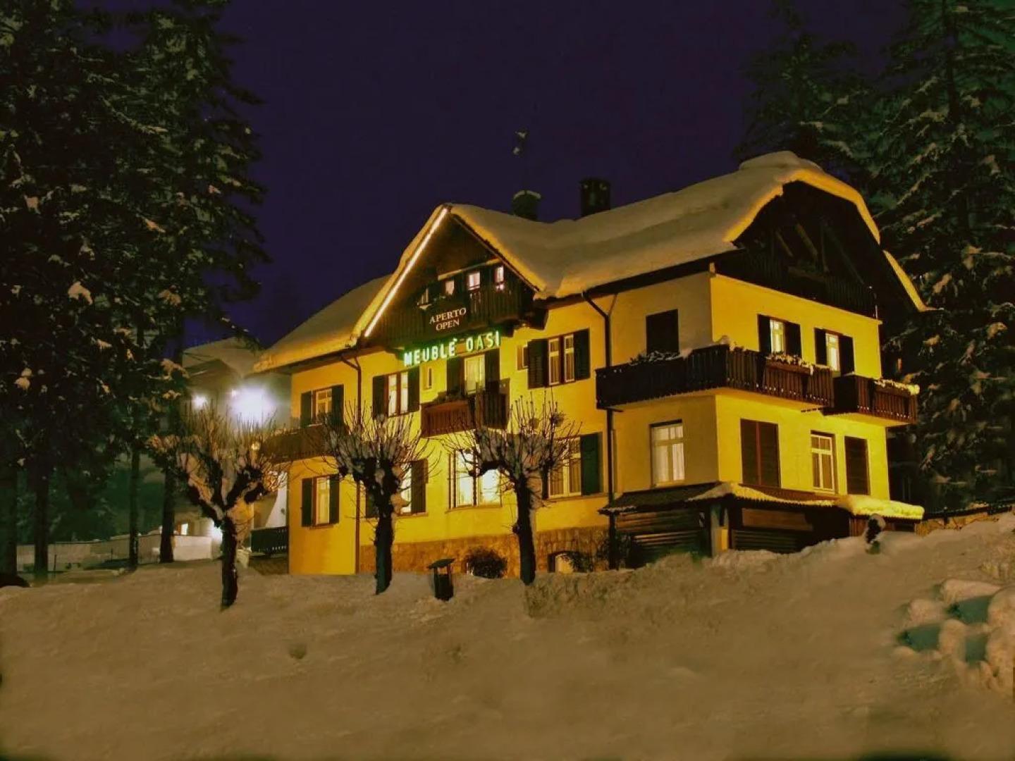 Hotel Oasi