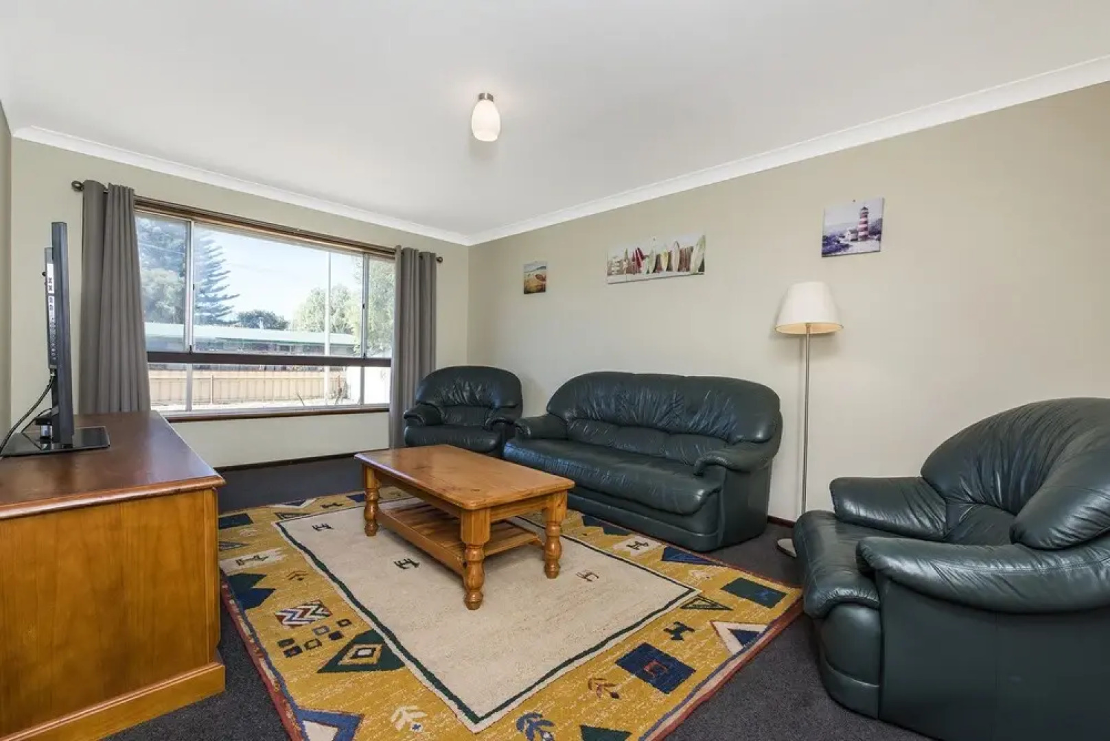 Back Beach Retreat - Pet Friendly