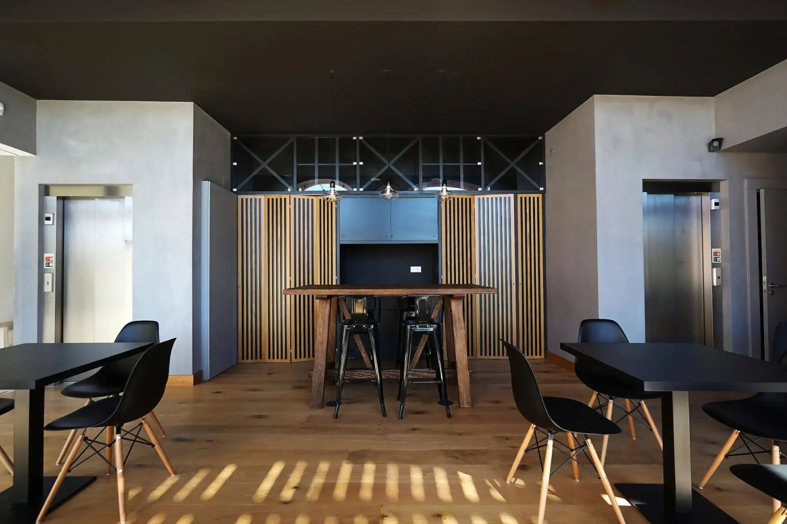 Hello Lisbon São Bento Valley Boutique Apartments