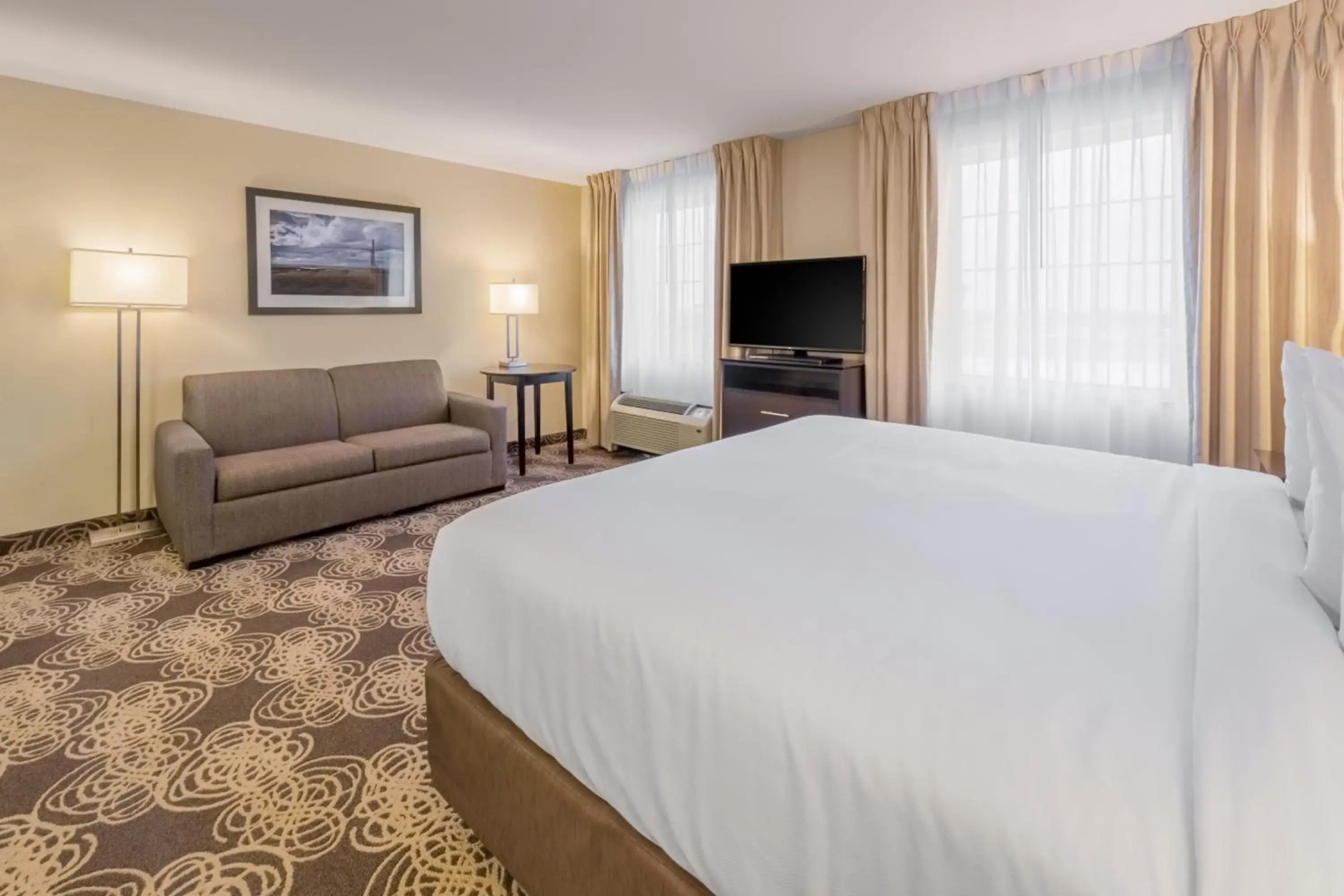 Landmark Suites