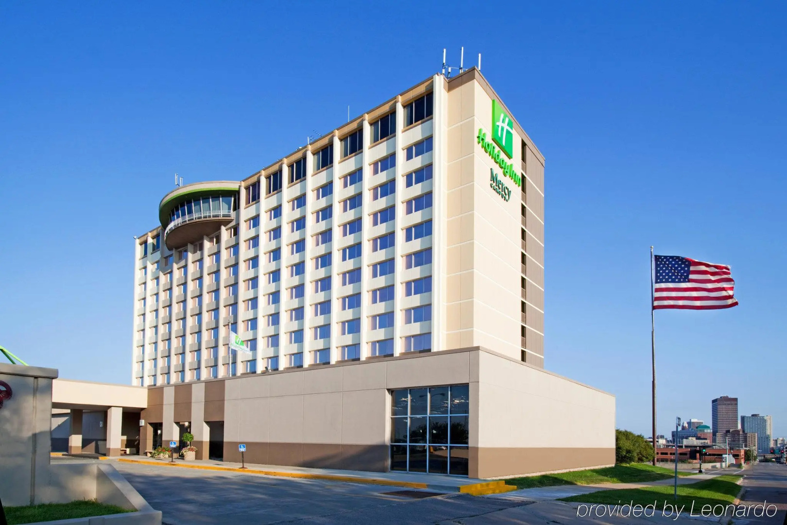 Holiday Inn Downtown - Mercy Area by IHG