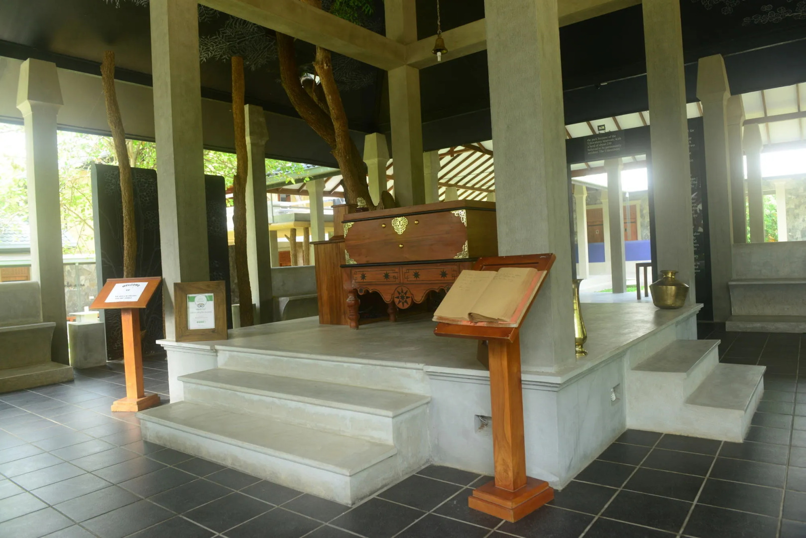 Nil Diya Mankada Safari Lodge