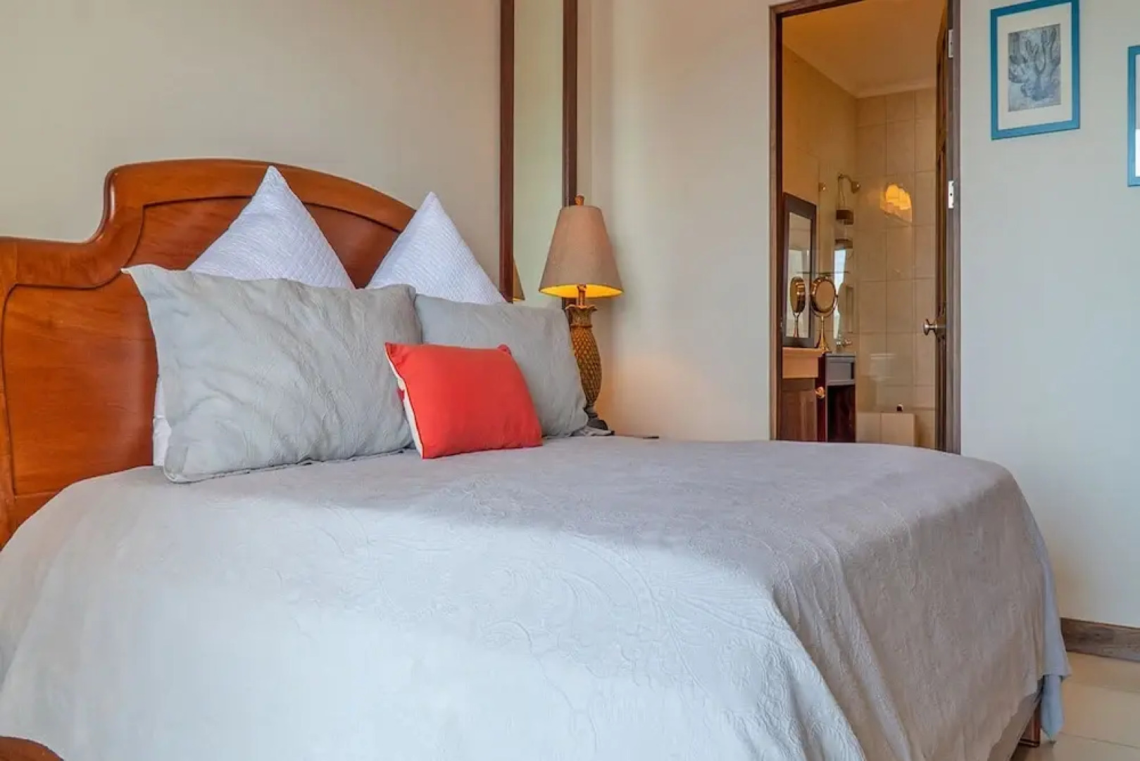 Ocean View Luxury Condo at Flamingo Towers