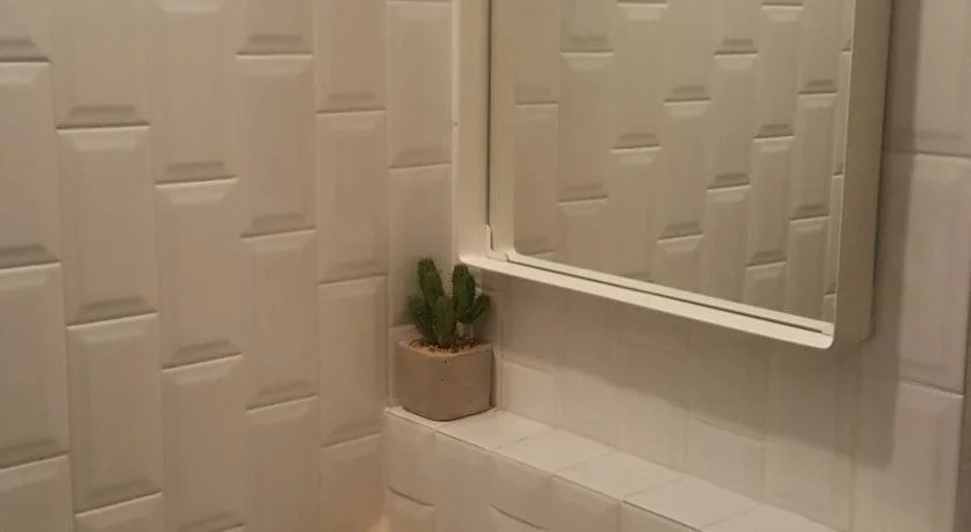 Saya Loft Hostel Lopburi