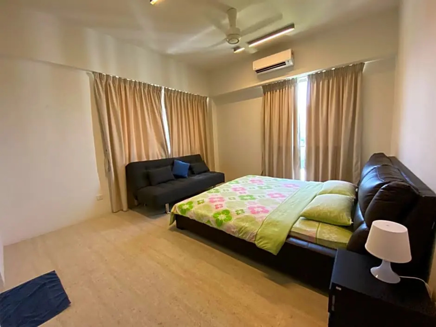 By The Sea @ Luxury Suites, Batu Ferringhi