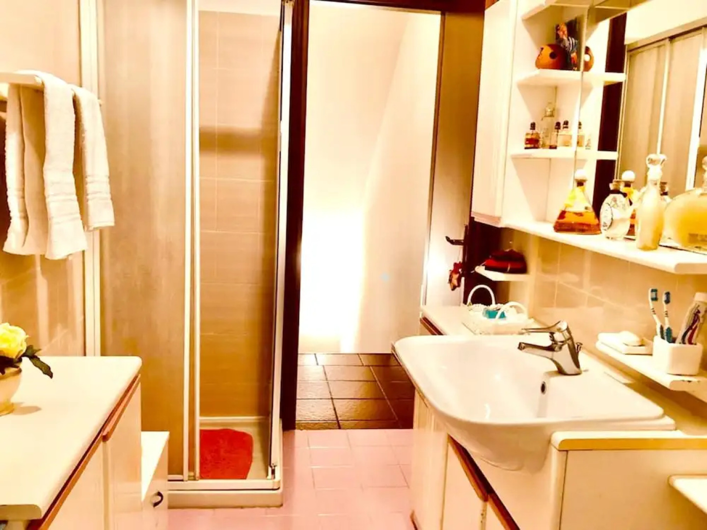 House With 3 Bedrooms in Lavena Ponte Tresa, With Enclosed Garden and Wifi Near the Beach