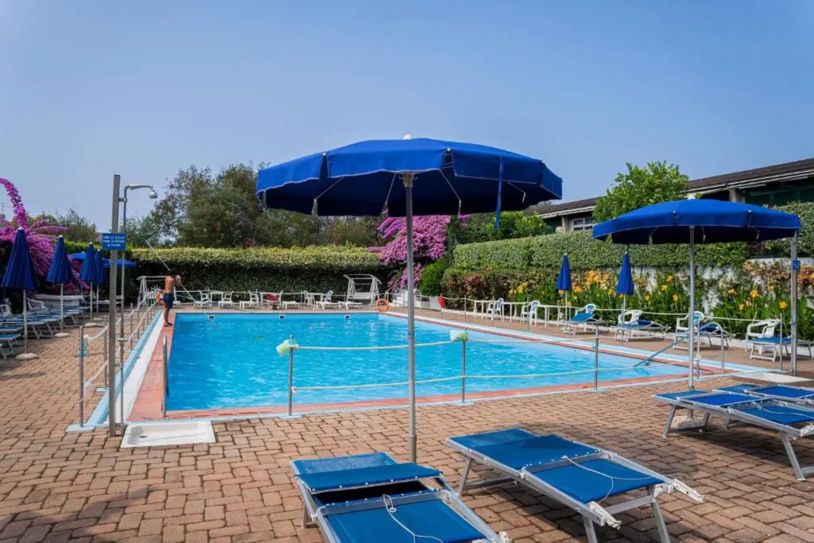 070 - Villa OLANDA con TERRAZZO VISTA MARE a 5 minuti SPIAGGIA con PISCINA CONDOMINIALE