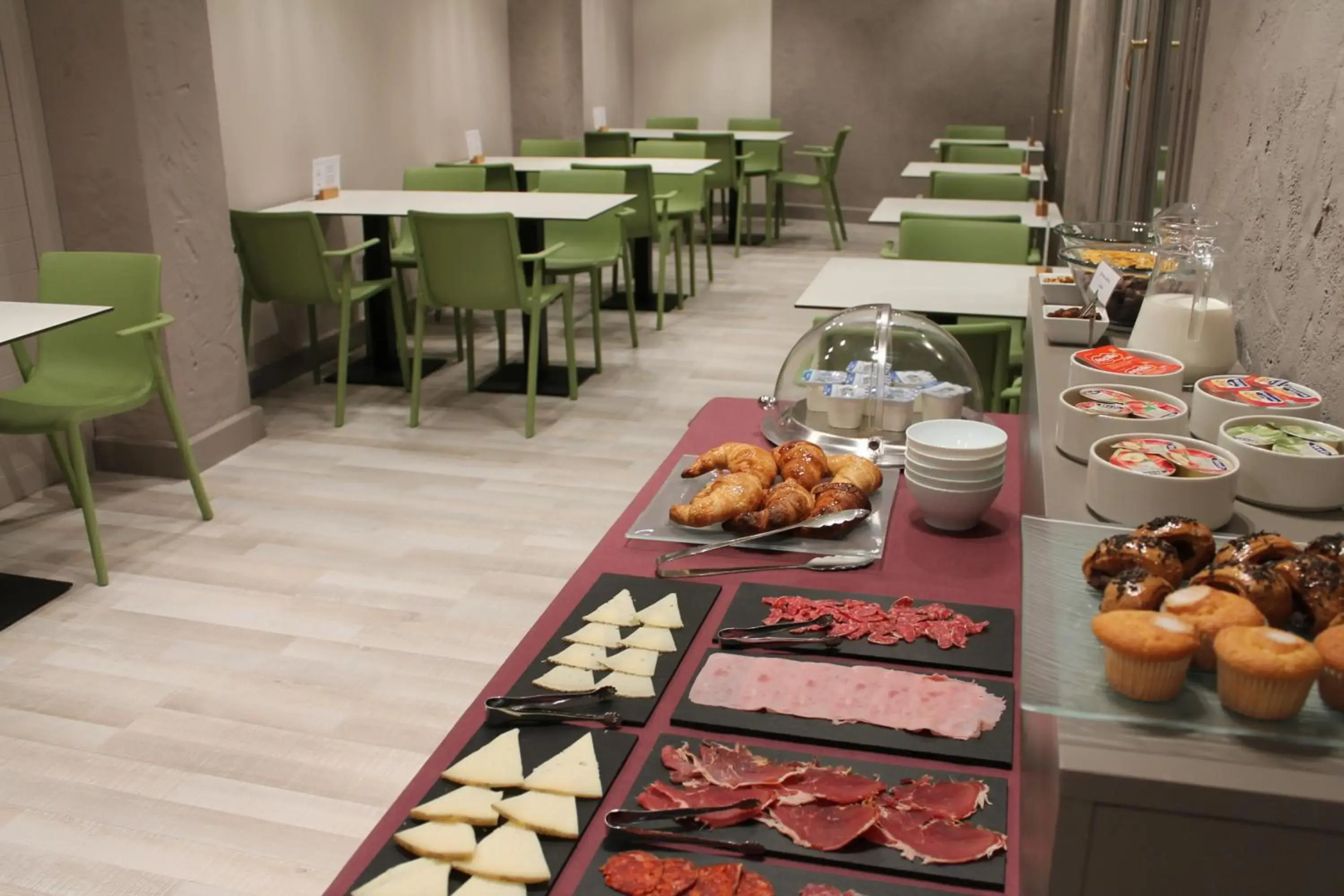 Hotel Jardí Suites-Apartaments