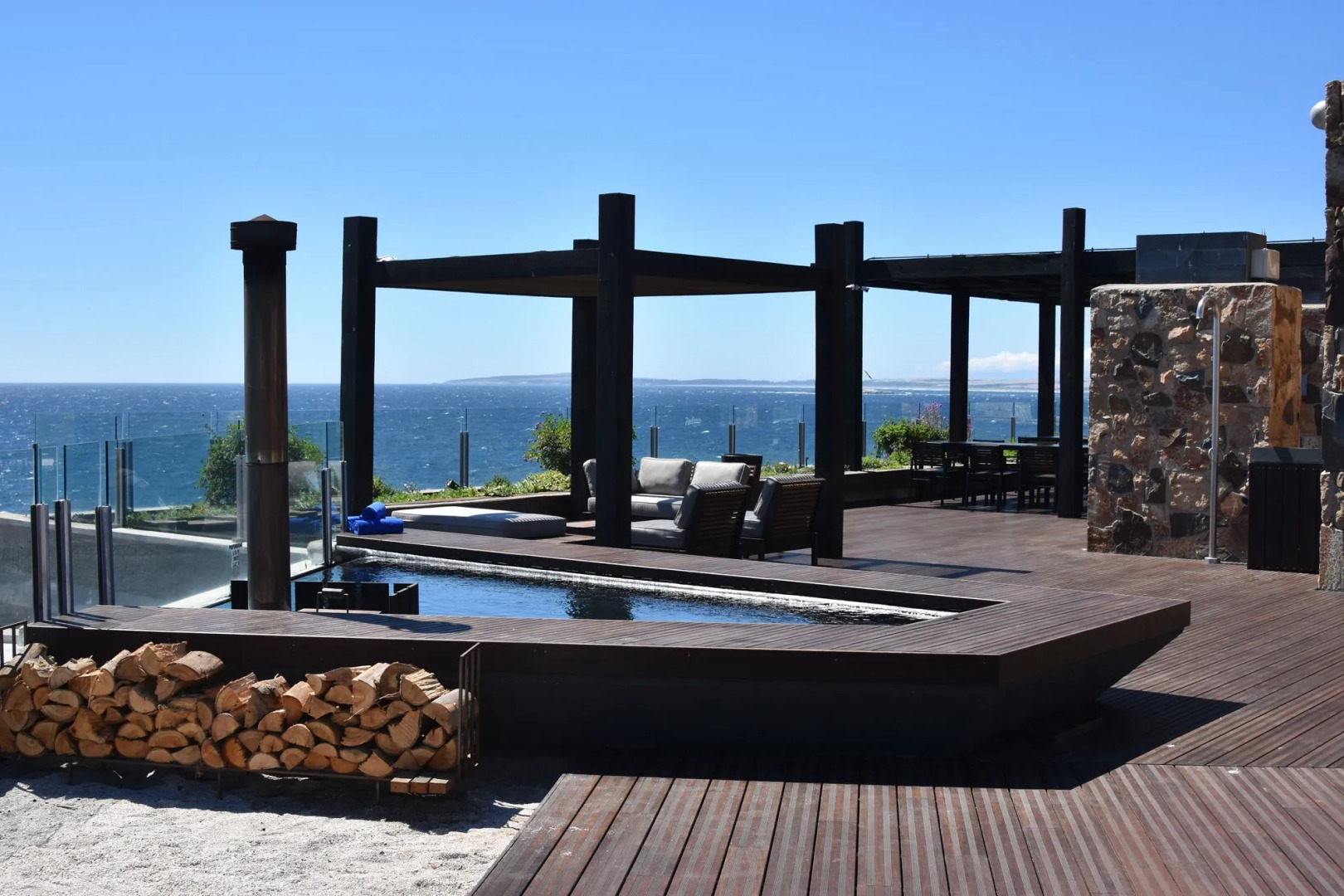 Radisson Blu Acqua Hotel & Spa Concon