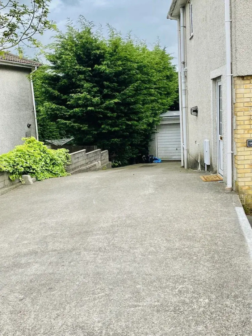 Stunning Beautiful 4-bed House in South Wales