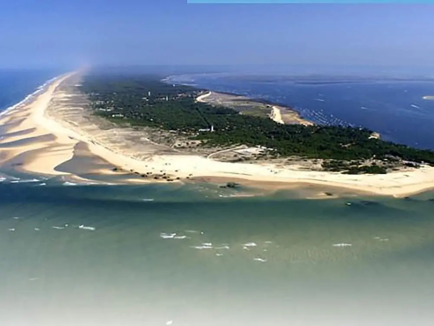 Luxury Villa in Lege-cap-ferret With Swimming Pool