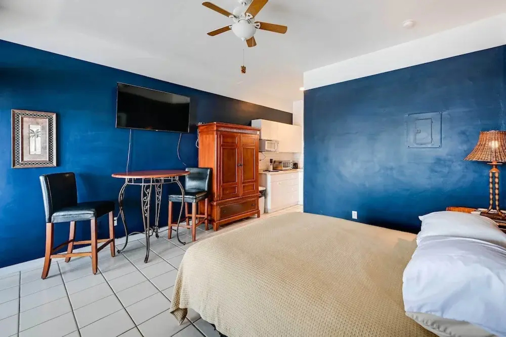 Studio w/ Marina Views: 15 Mi To Everglades!