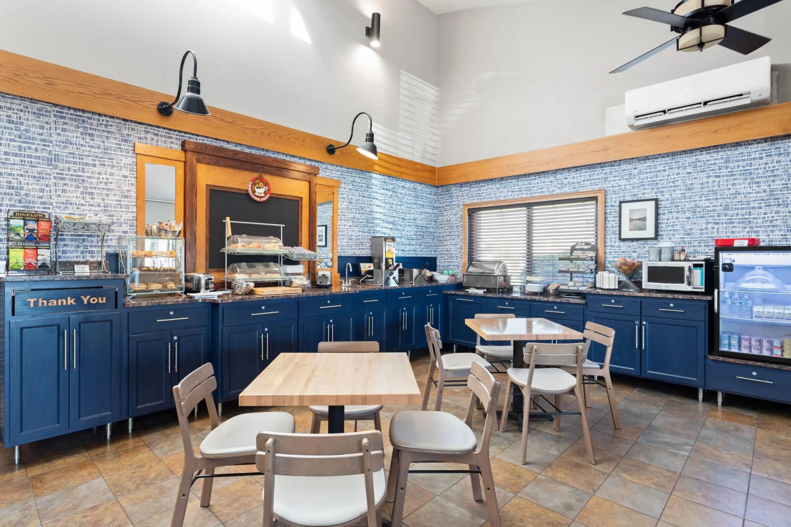 AmericInn by Wyndham Roseau